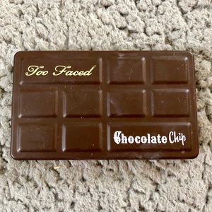 Too Faced Chocolate Chip Mattes
